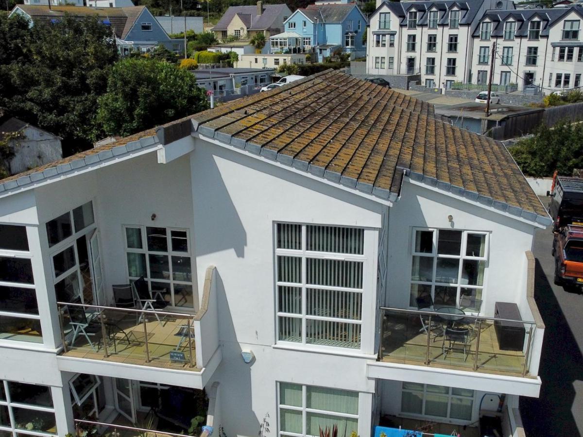 Apartment Pass The Keys 2 Bed Sea View With Balcony Parking Benllech